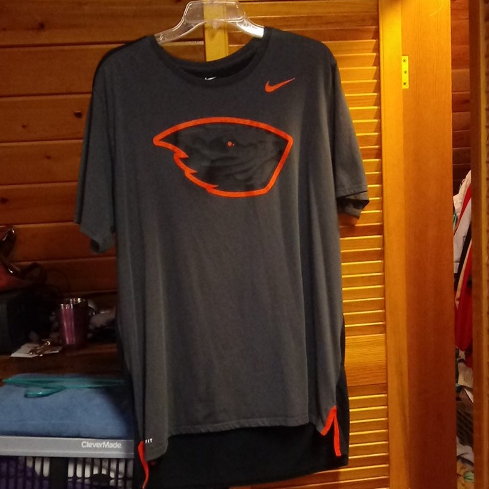 OSU BEAVERS NIKE T-SHIRT